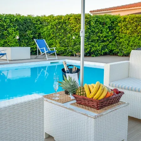 Beautiful In Santa Maria Del Focall Semesterbostad *