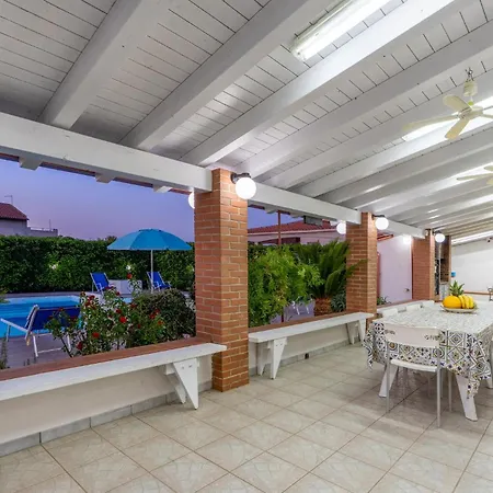 Beautiful In Santa Maria Del Focall